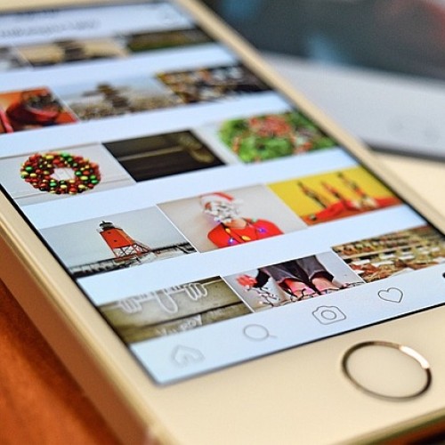 Instagramで商品カタログを作れる「コレクション広告」とは？